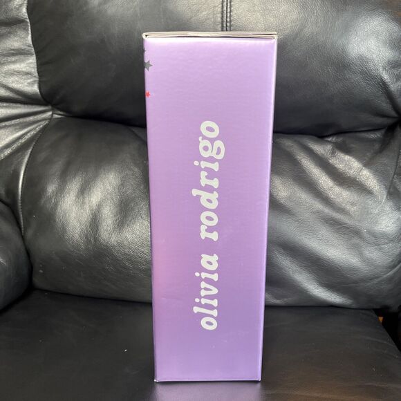 Stanley X Olivia Rodrigo Quencher H2.0 40oz Tumbler - Picture 9 of 10